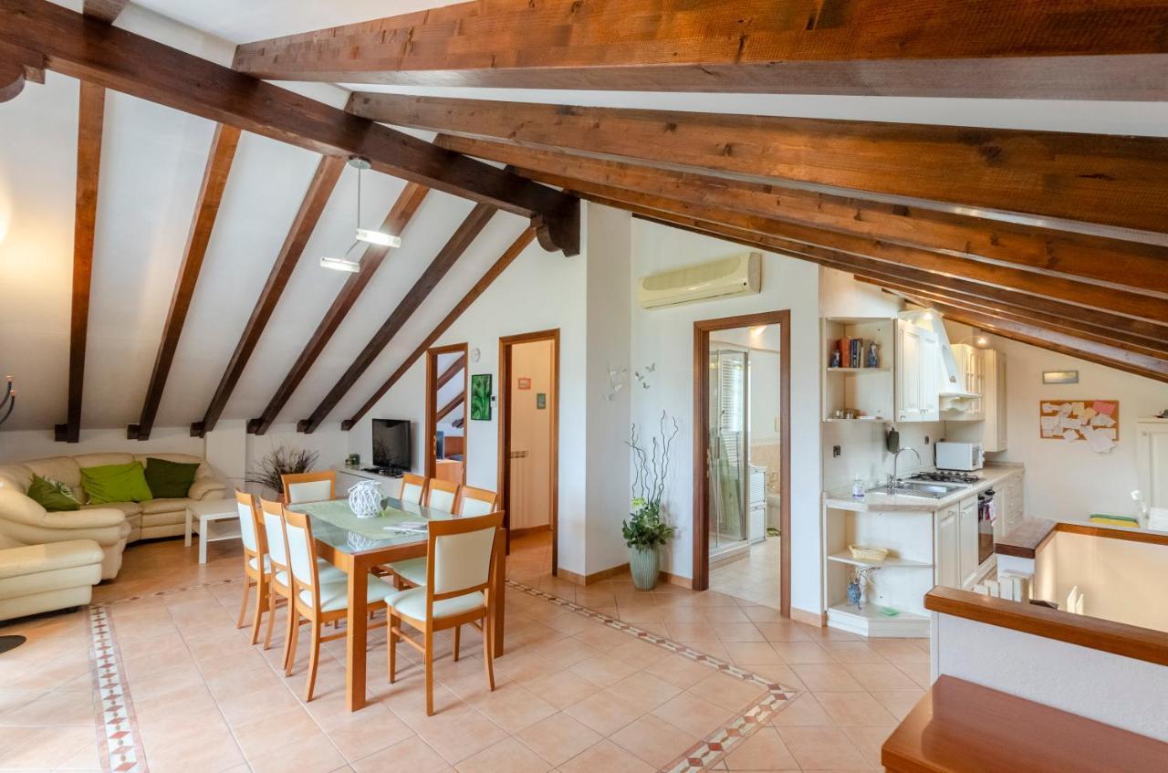 Ca' Do Pescou, Charming 2,Bedroom Apartment With Stunning Hill Views Overlooking The Greenery Rapallo Bagian luar foto