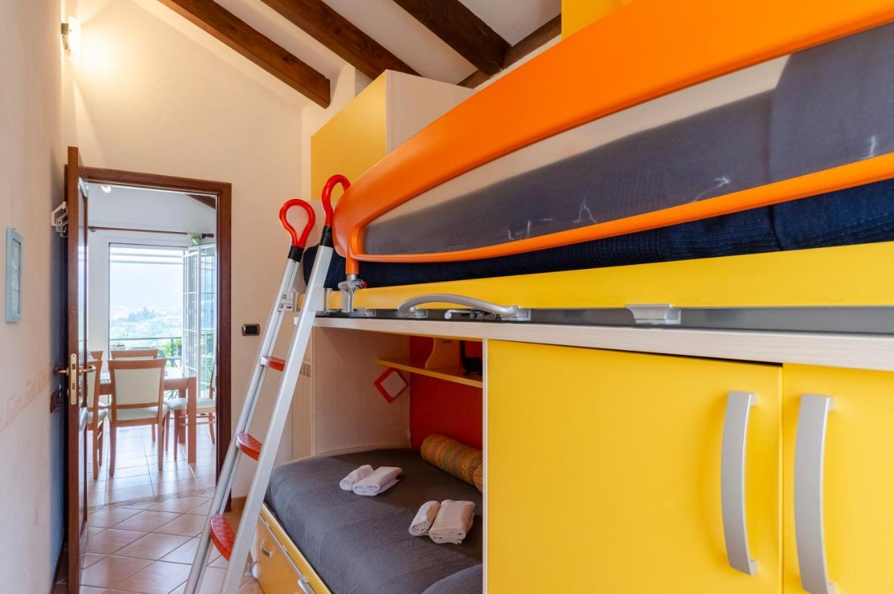 Ca' Do Pescou, Charming 2,Bedroom Apartment With Stunning Hill Views Overlooking The Greenery Rapallo Bagian luar foto